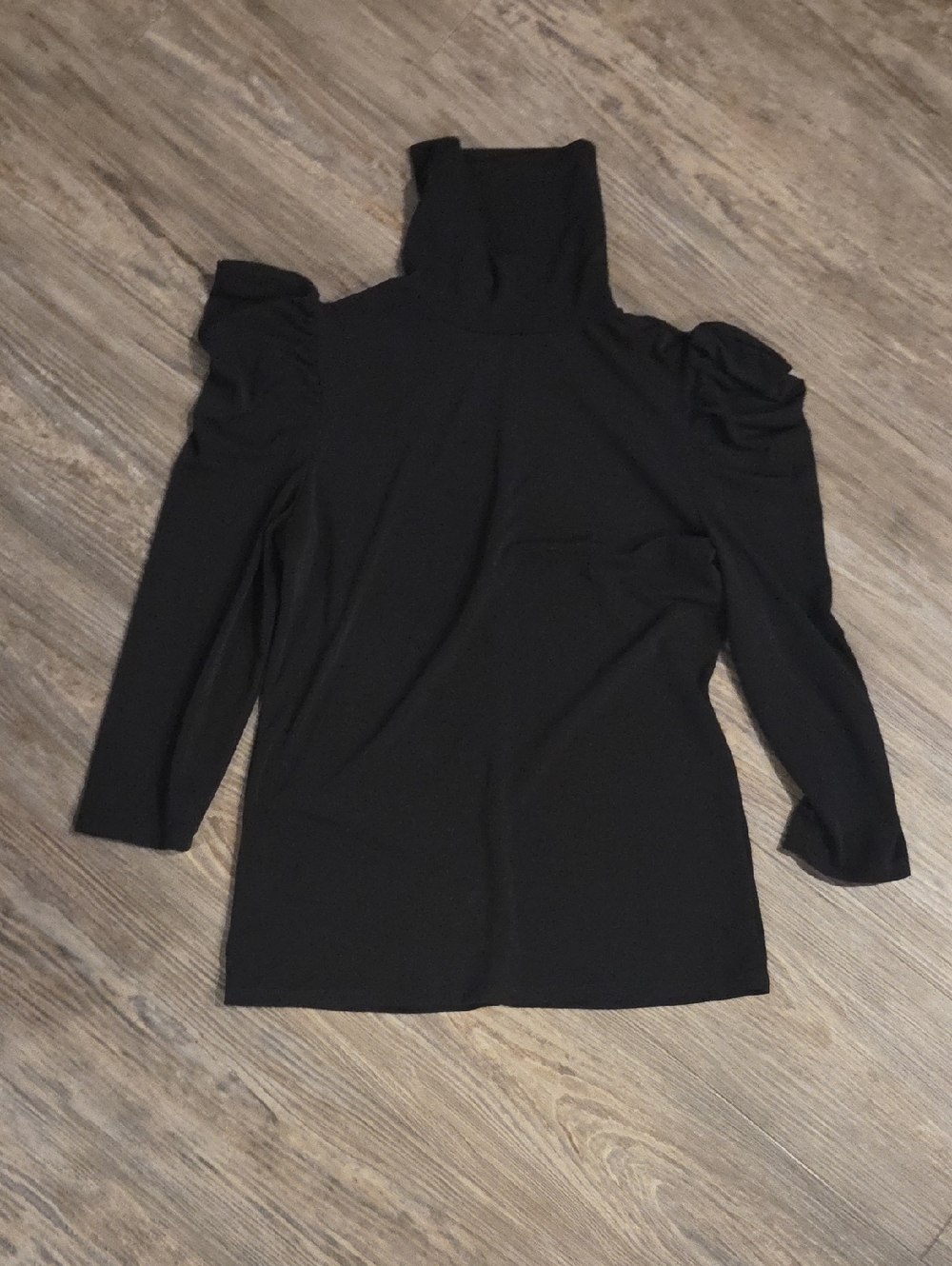 New York & Company Black Turtleneck Puff-Sleeve Long Sleeve Top